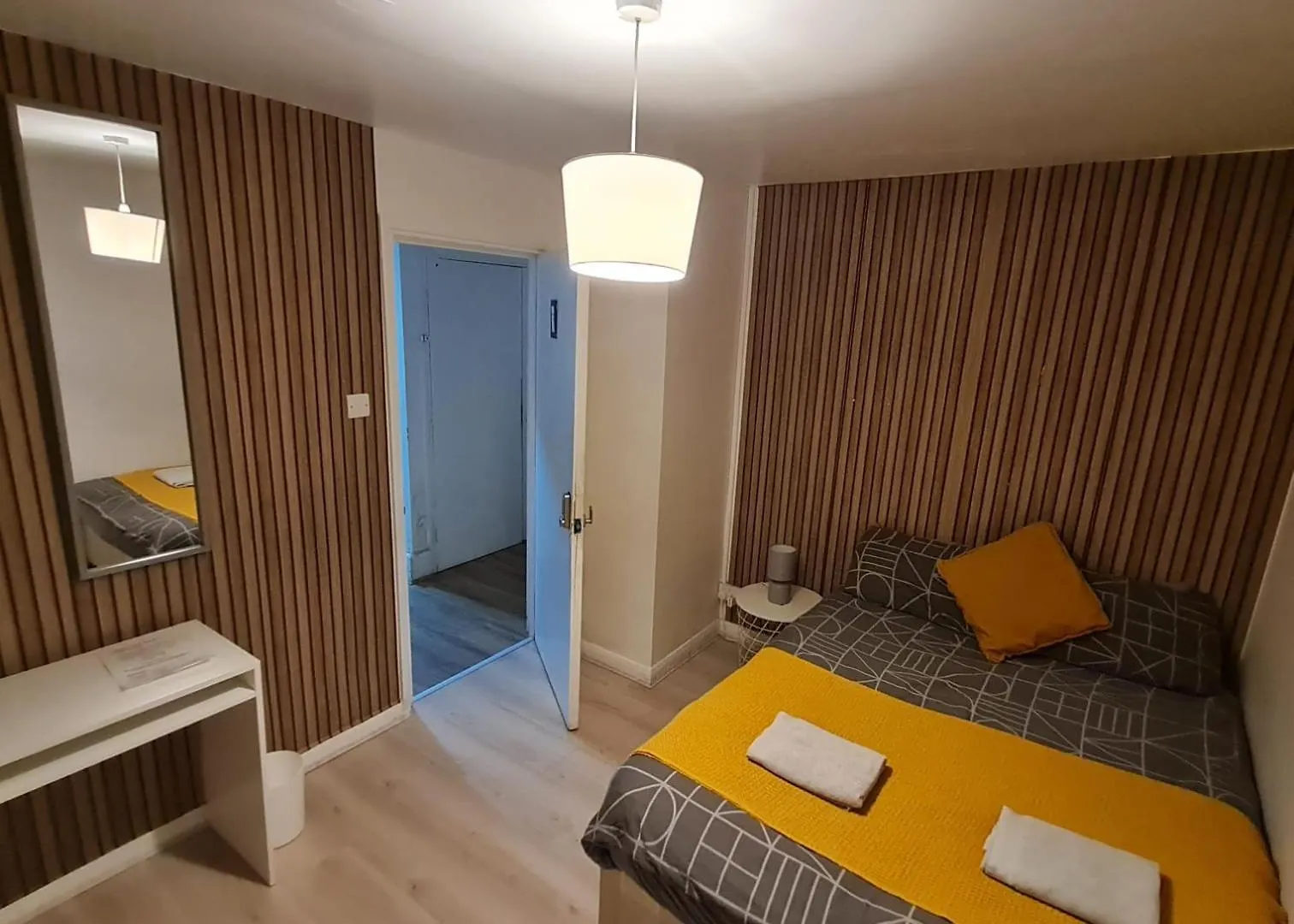 London E2 Rooms 0*,  United Kingdom