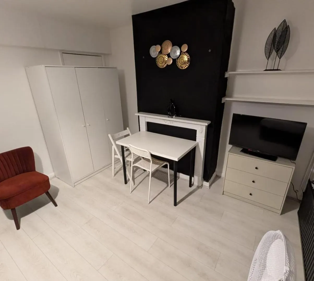 London E2 Rooms