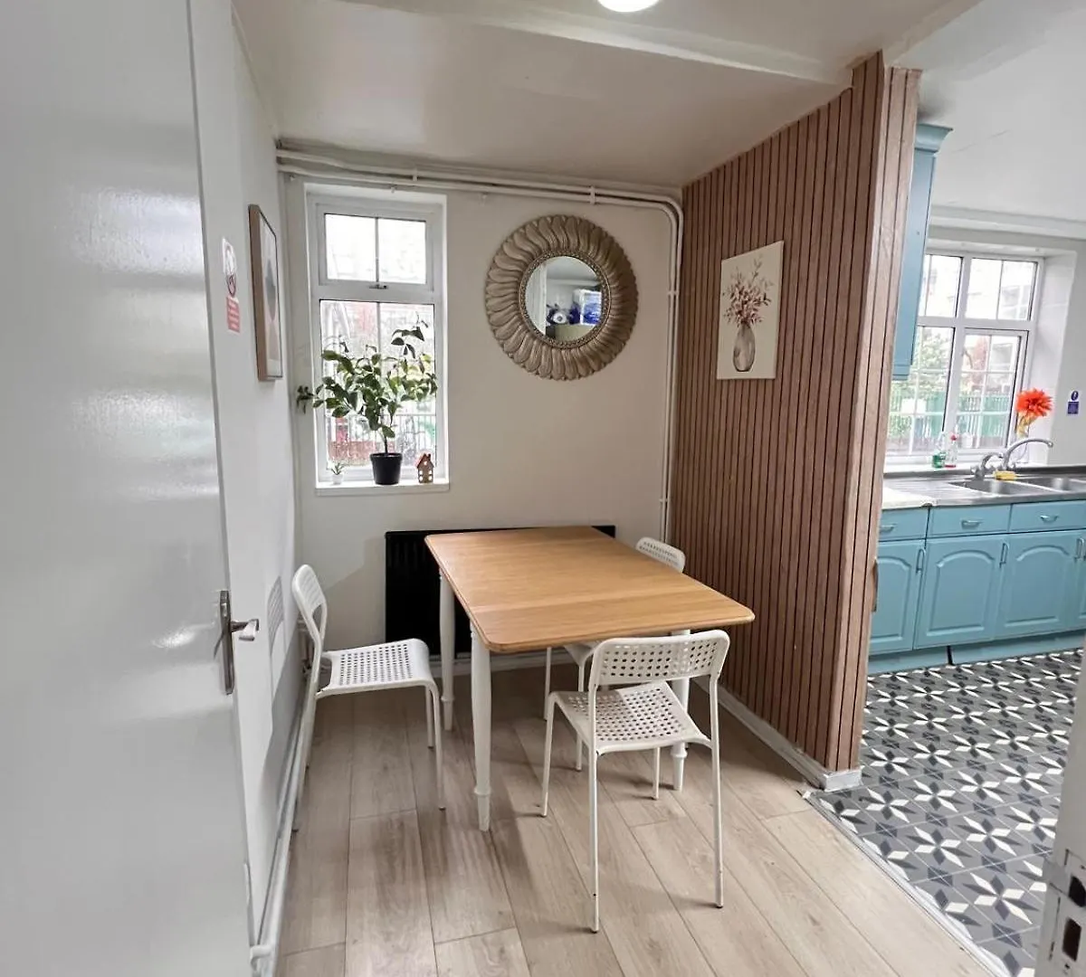 London E2 Rooms 0*,